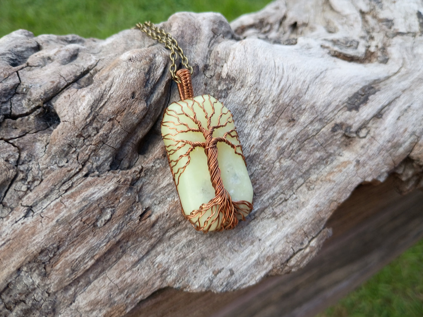 Serpentine tree of life pendant
