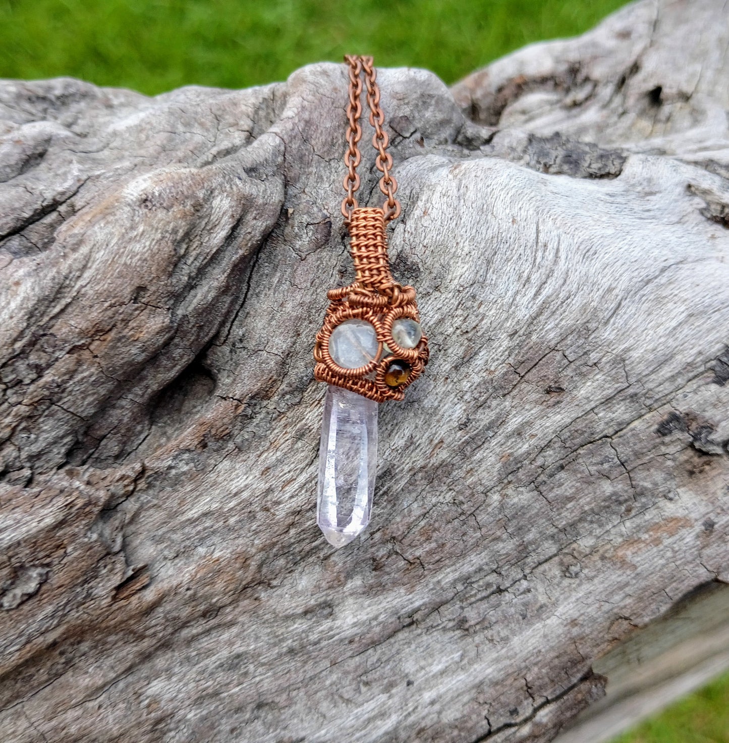 Vera cruz amethyst crystal pendant