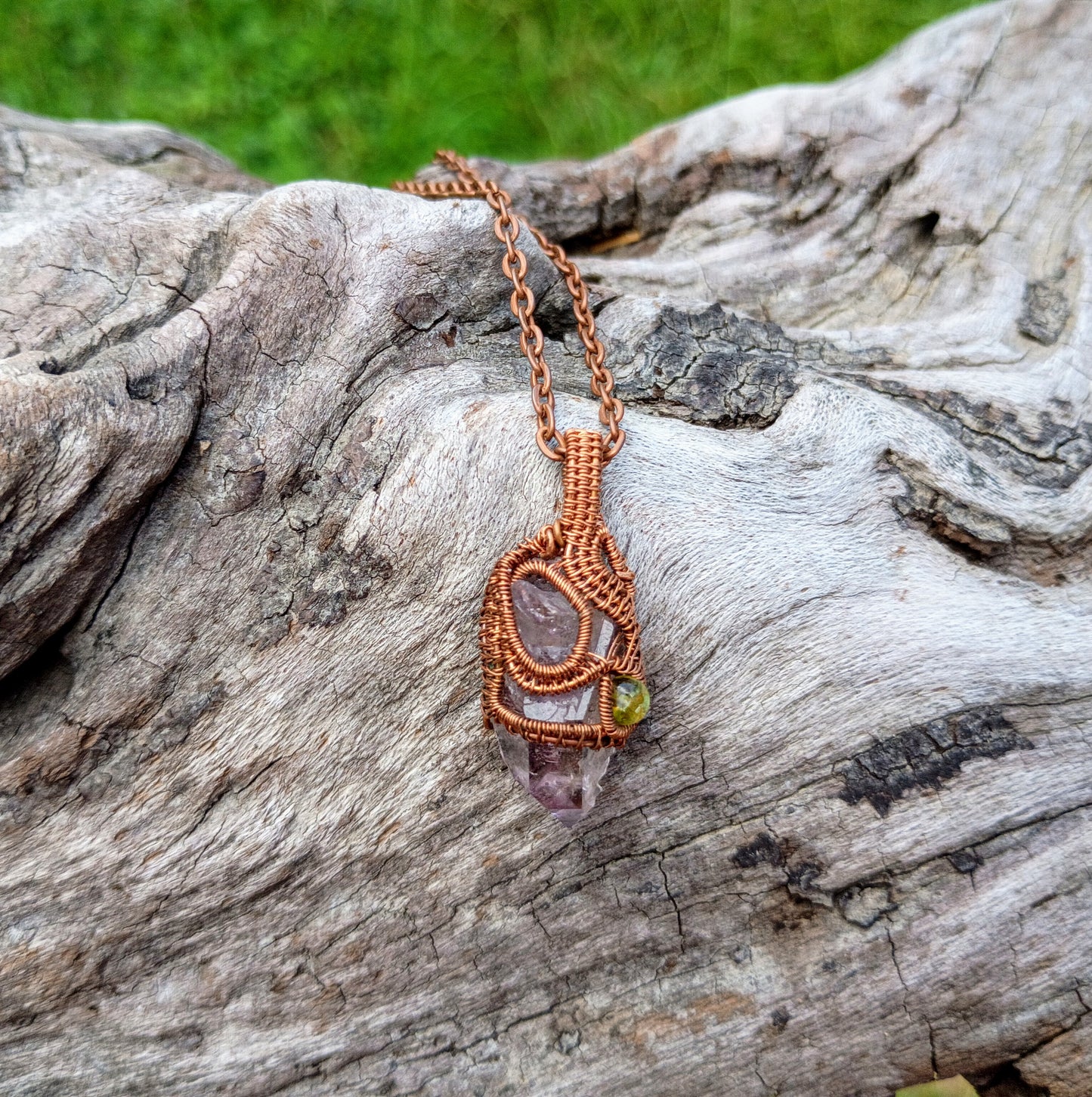 Vera cruz amethyst crystal pendant