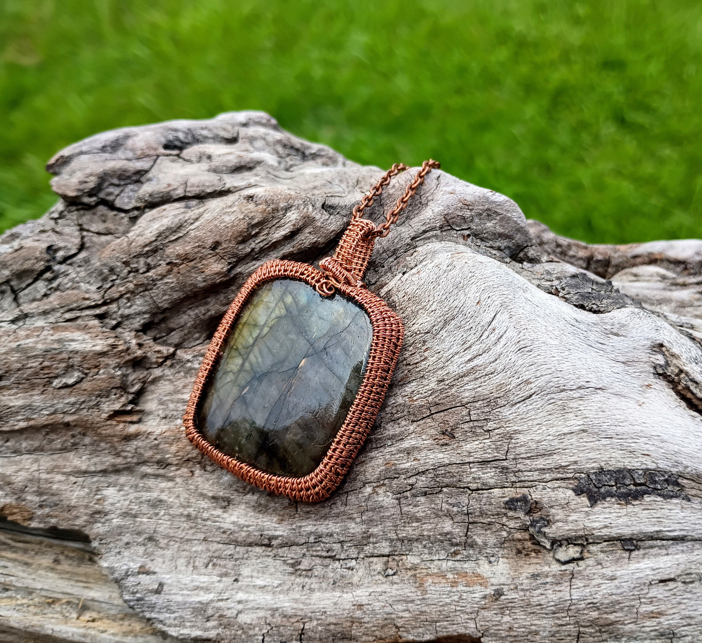 Labradorite wire wrapped pendant