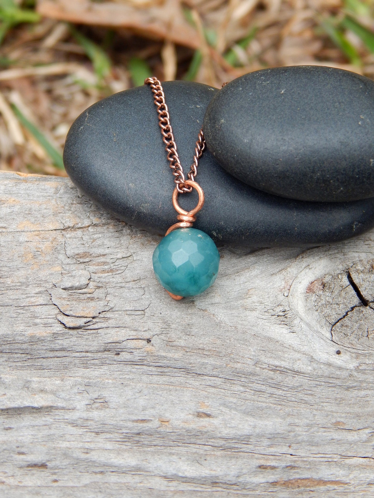 Wire wrapped simple quartz pendant
