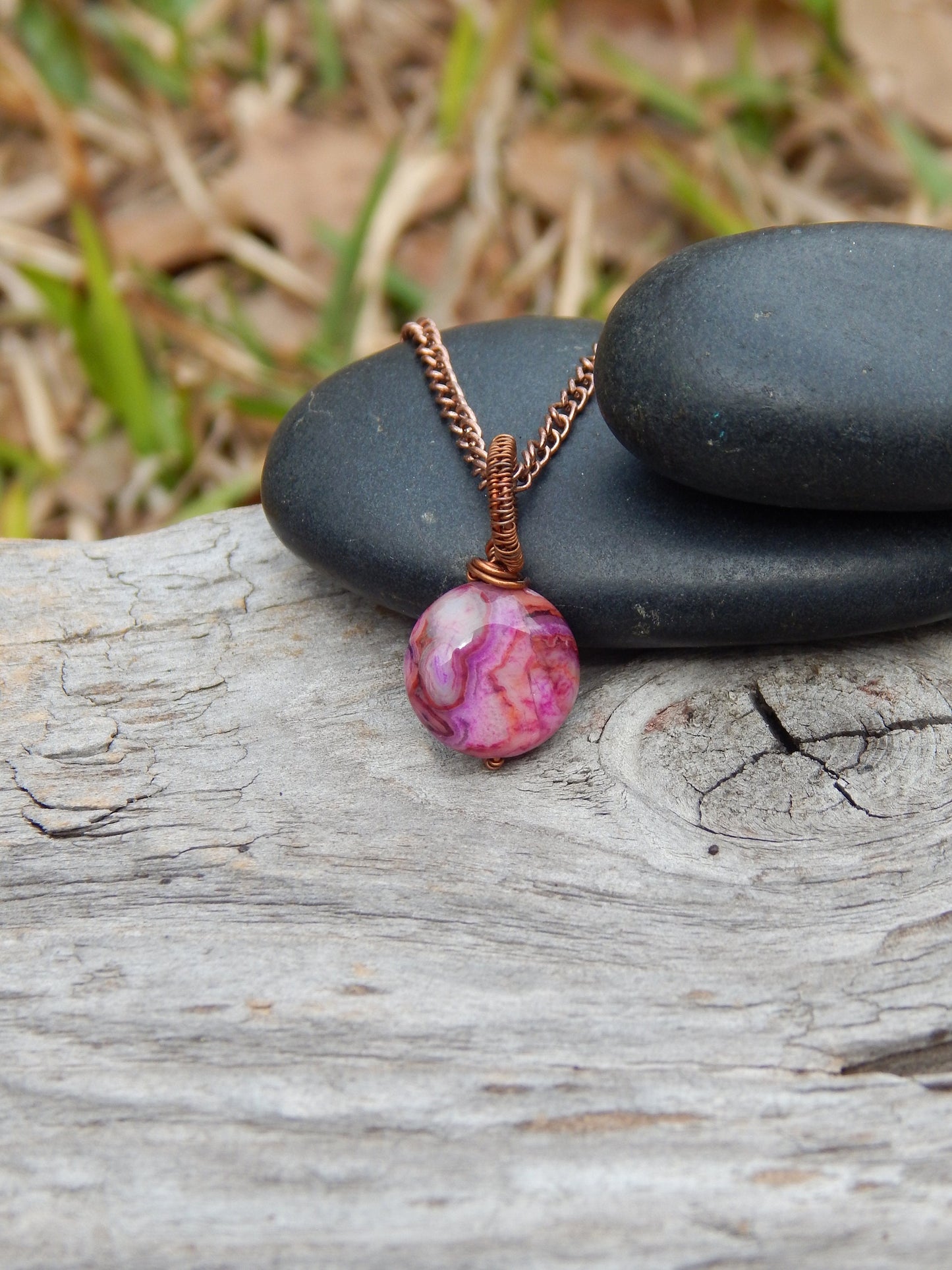 Pink crazy lace agate pendant