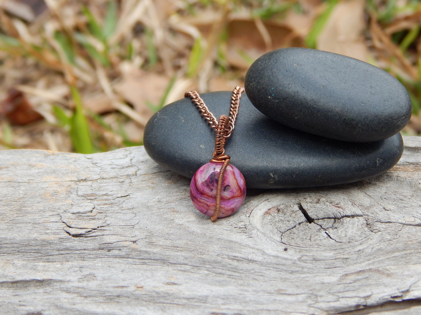 Pink crazy lace agate pendant