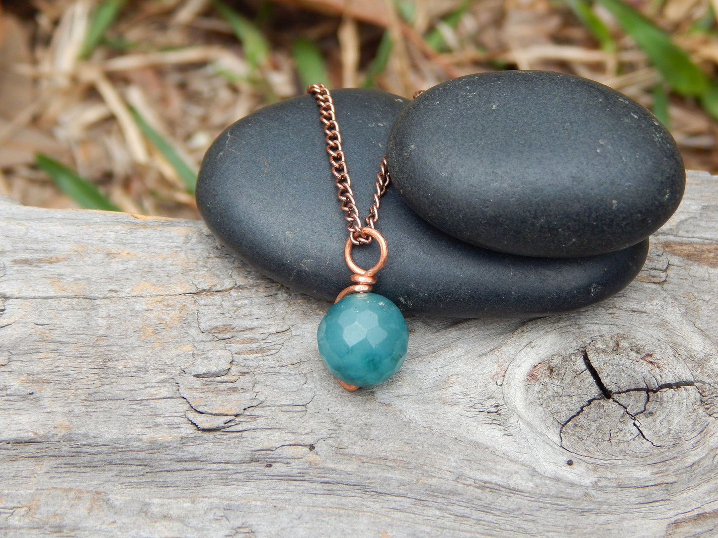 Wire wrapped simple quartz pendant