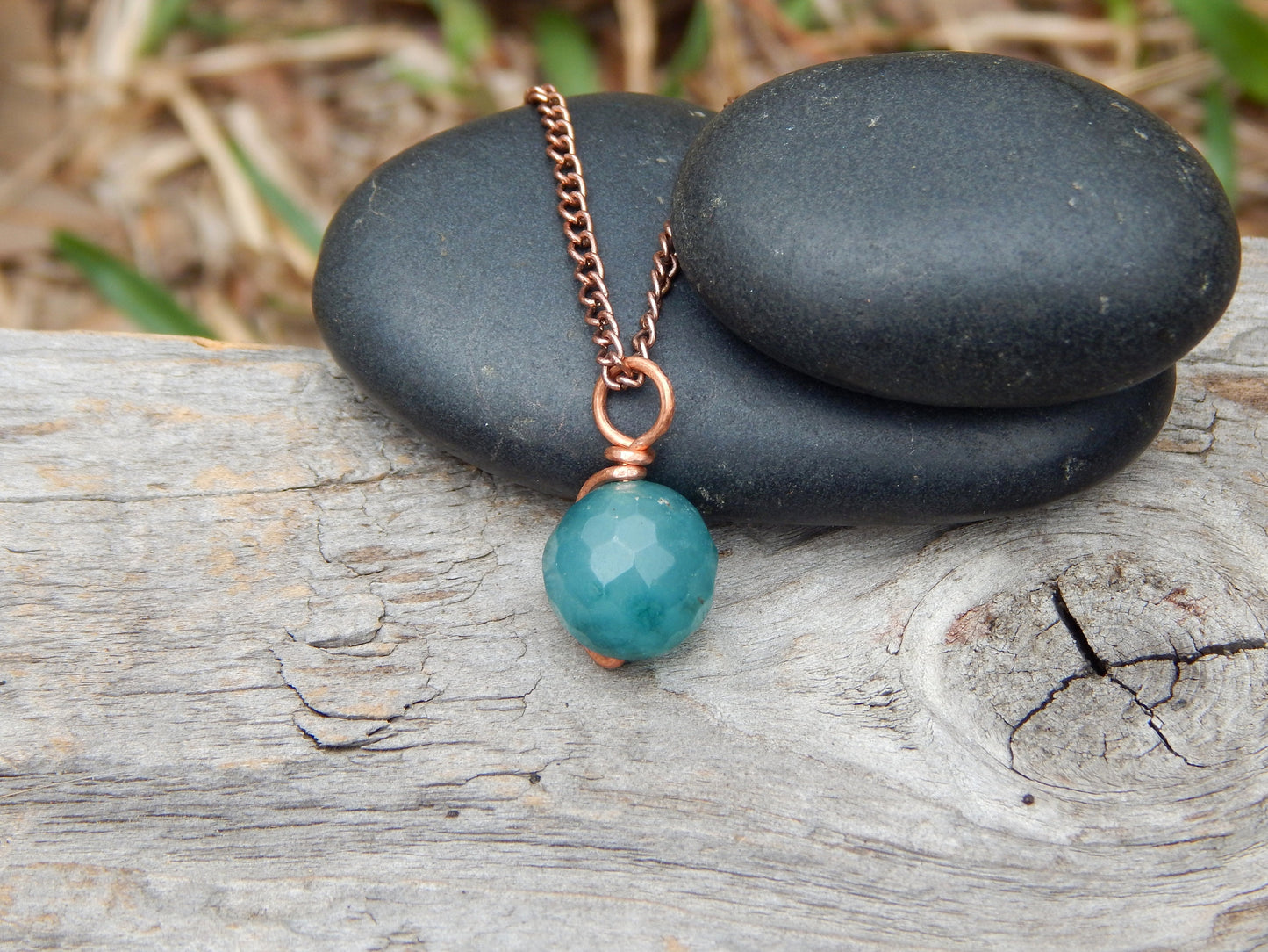 Wire wrapped simple quartz pendant