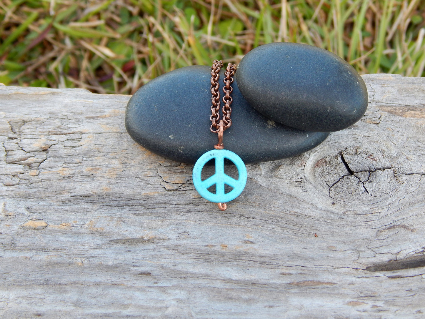 Dainty peace sign pendant