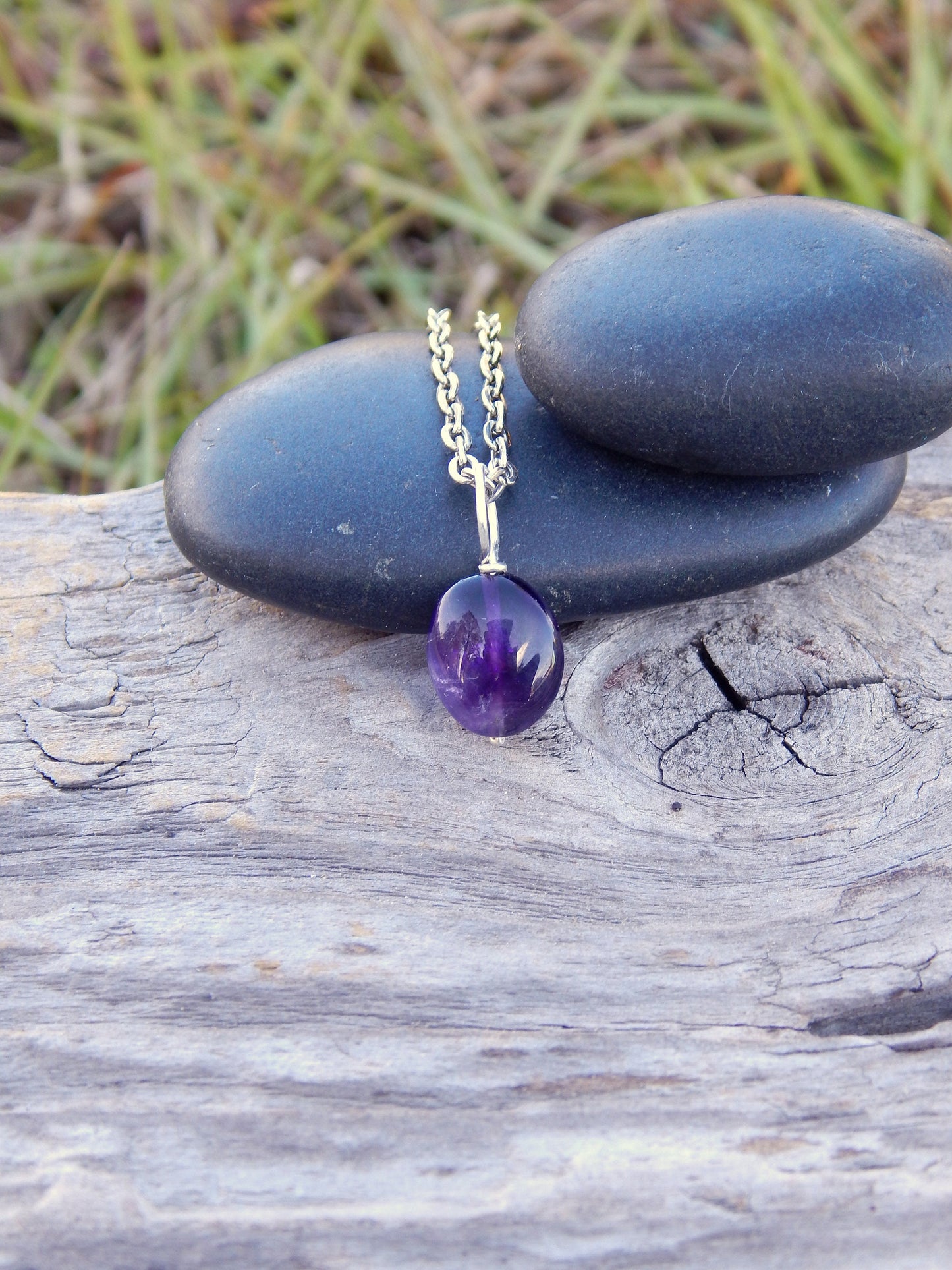 Sterling silver amethyst pendant