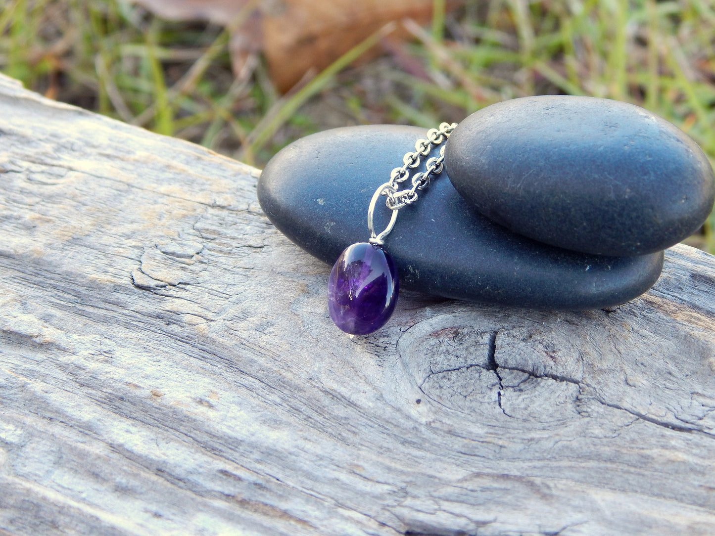 Sterling silver amethyst pendant
