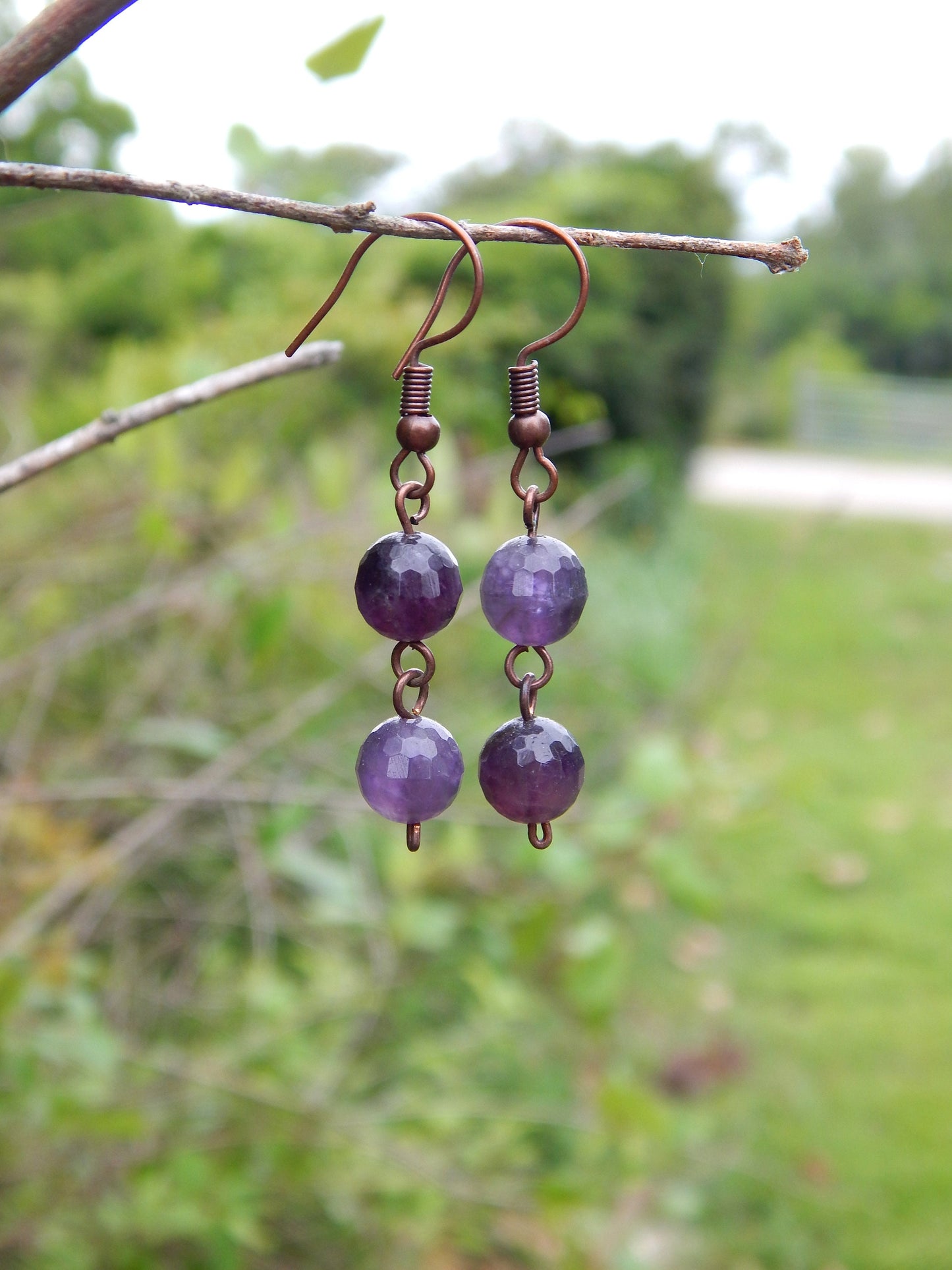 Hypoallergenic amethyst dangle earrings