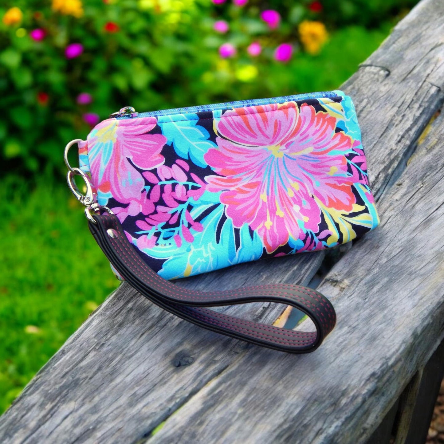 Floral wristlet purse, hibiscus flower, handmade purse, unique gift, ready to ship, zippered pouch, wrist strap, unisex bag, cruise bag