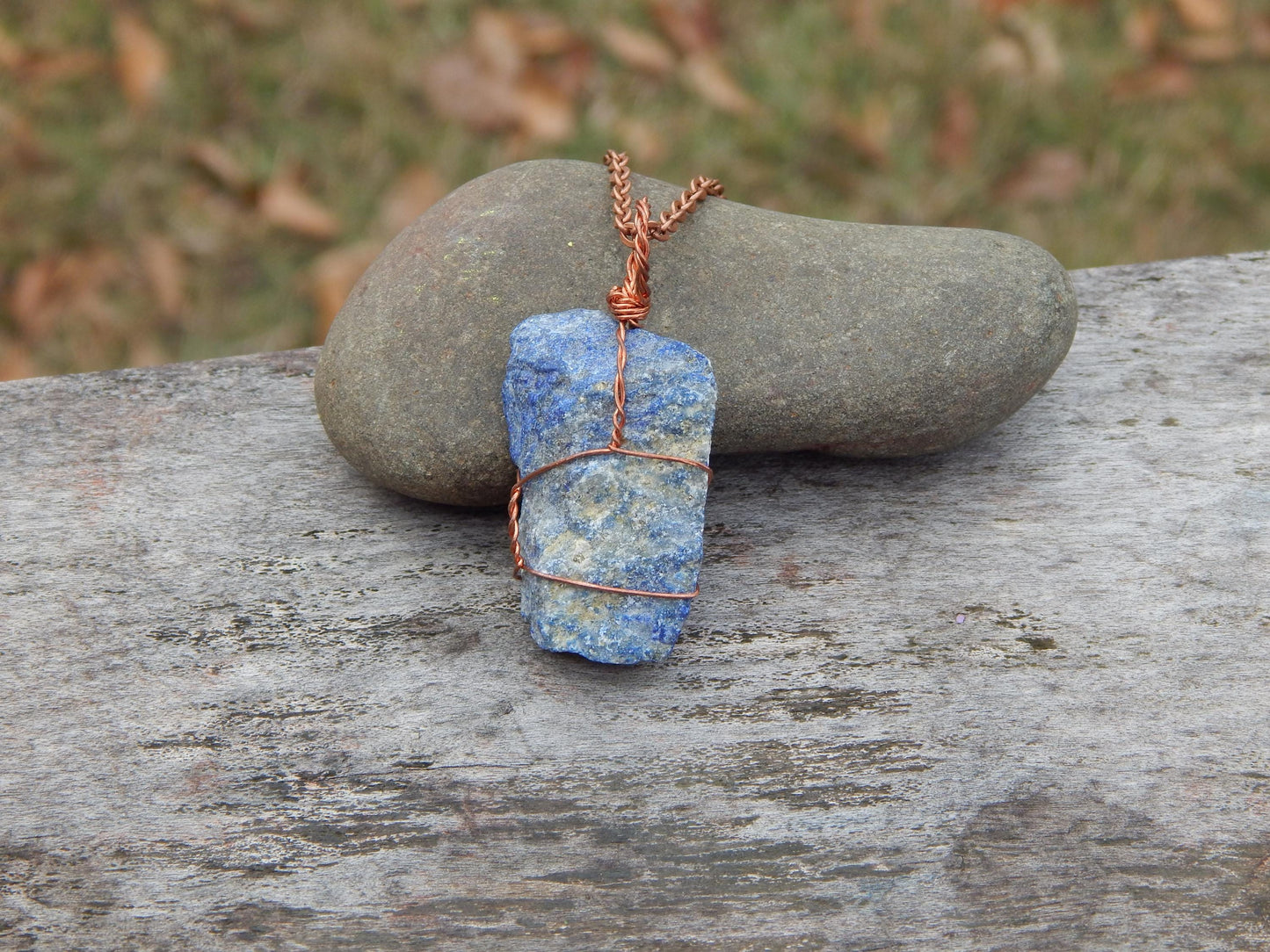 Raw stone lapis lazuli necklace pendant