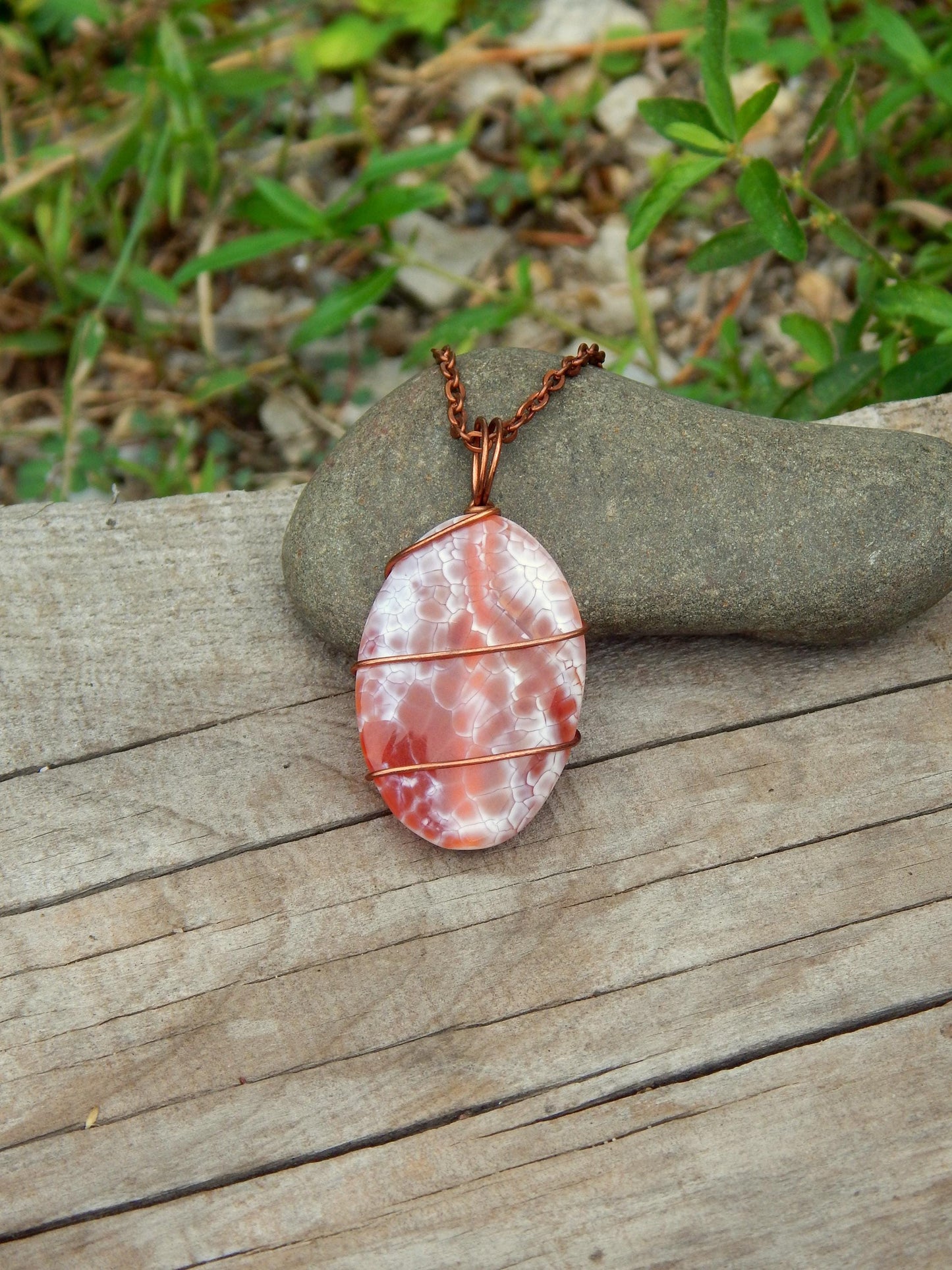 Wire wrapped agate necklace pendant