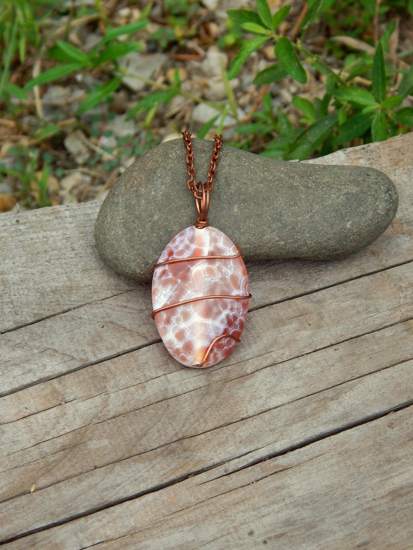 Wire wrapped agate necklace pendant