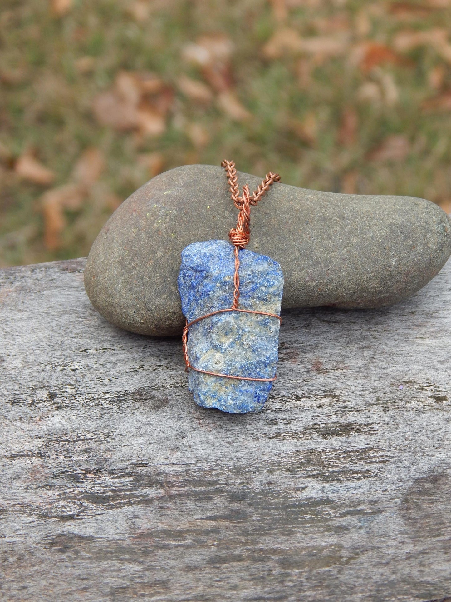 Raw stone lapis lazuli necklace pendant