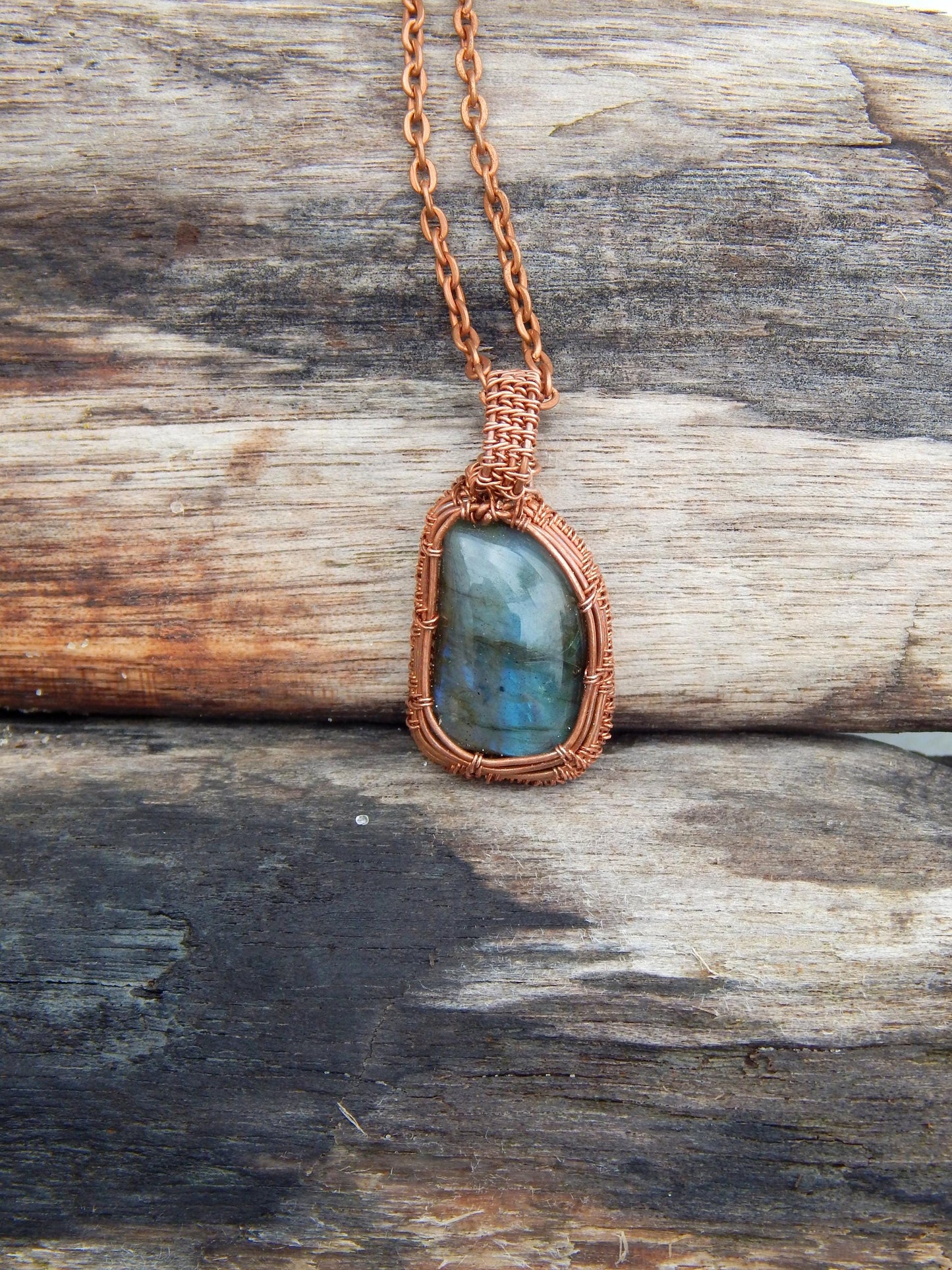 Labradorite wire wrapped pendant