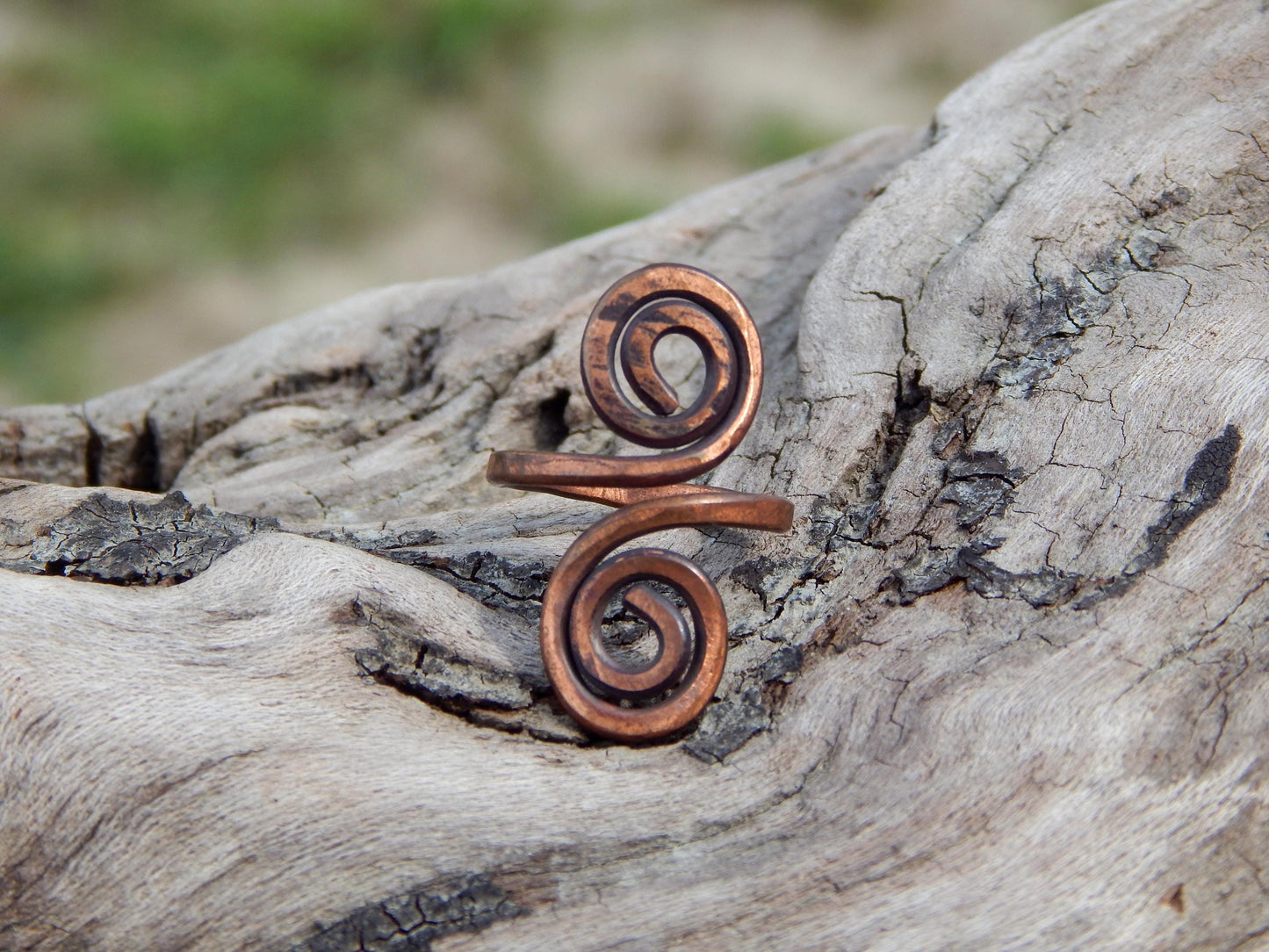Copper spiral size 6.5 ring