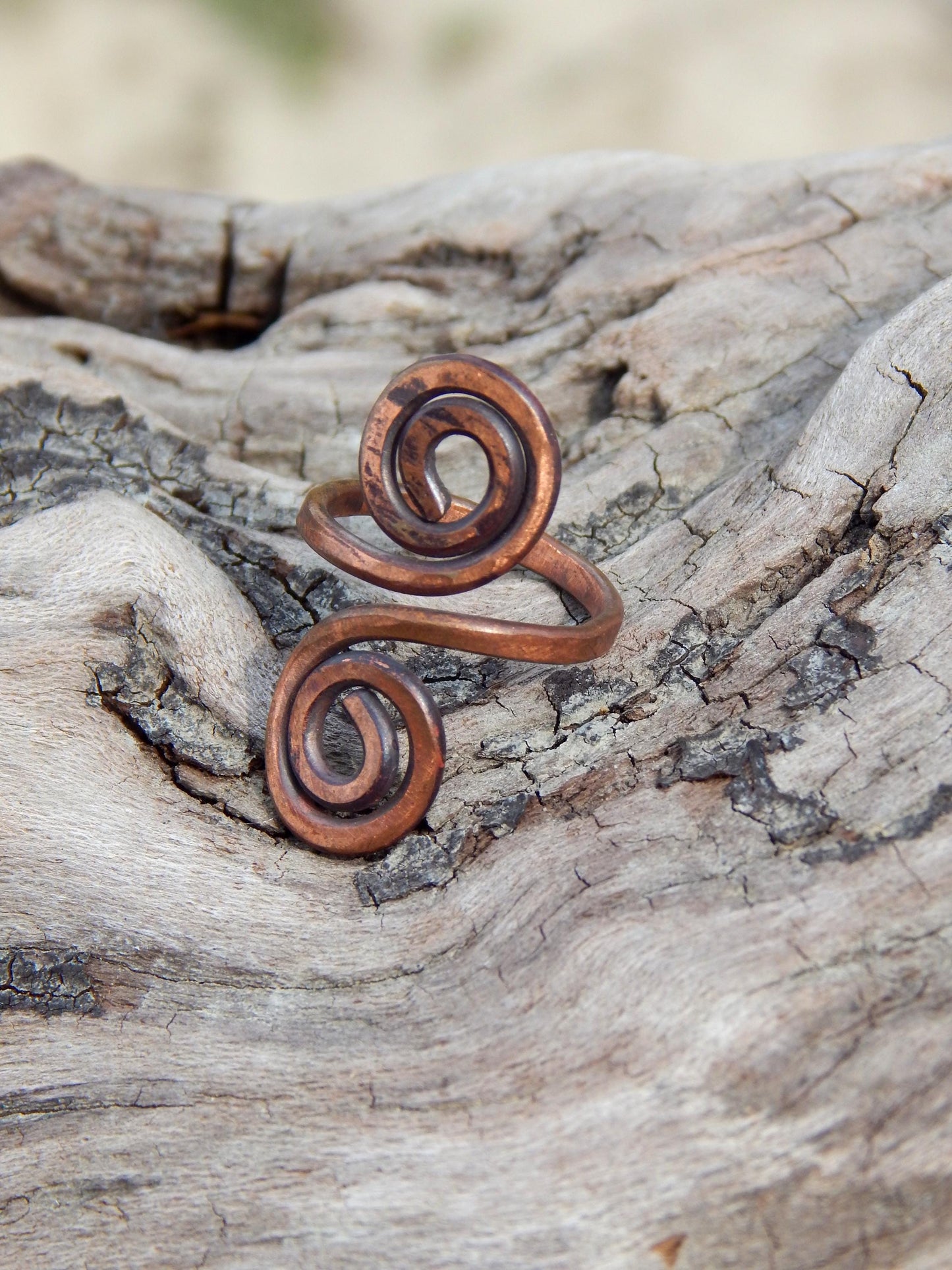Copper spiral size 6.5 ring