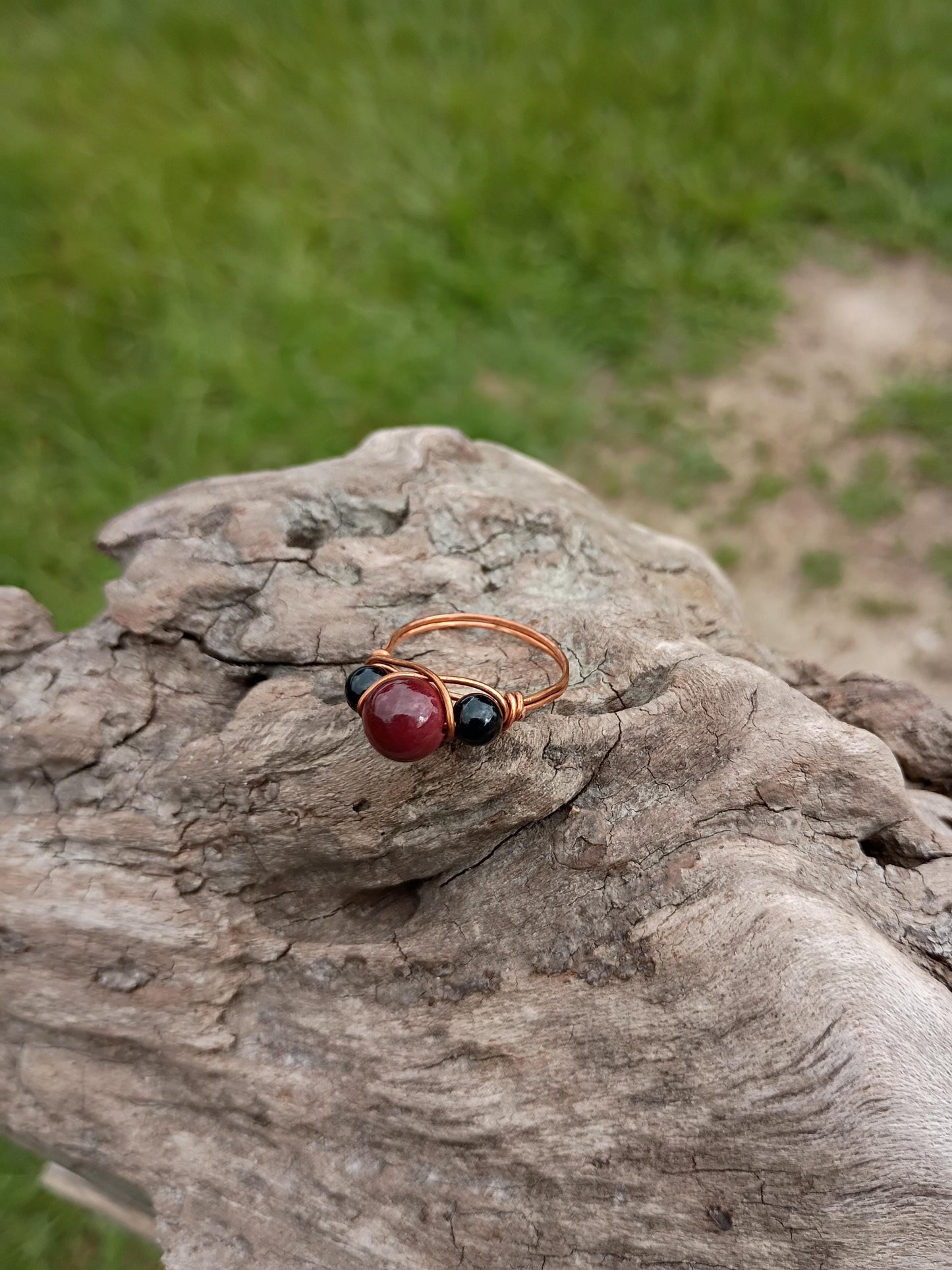 Mookaite and obsidian wire wrapped size 8 ring