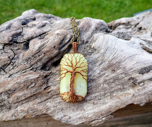 Serpentine tree of life pendant