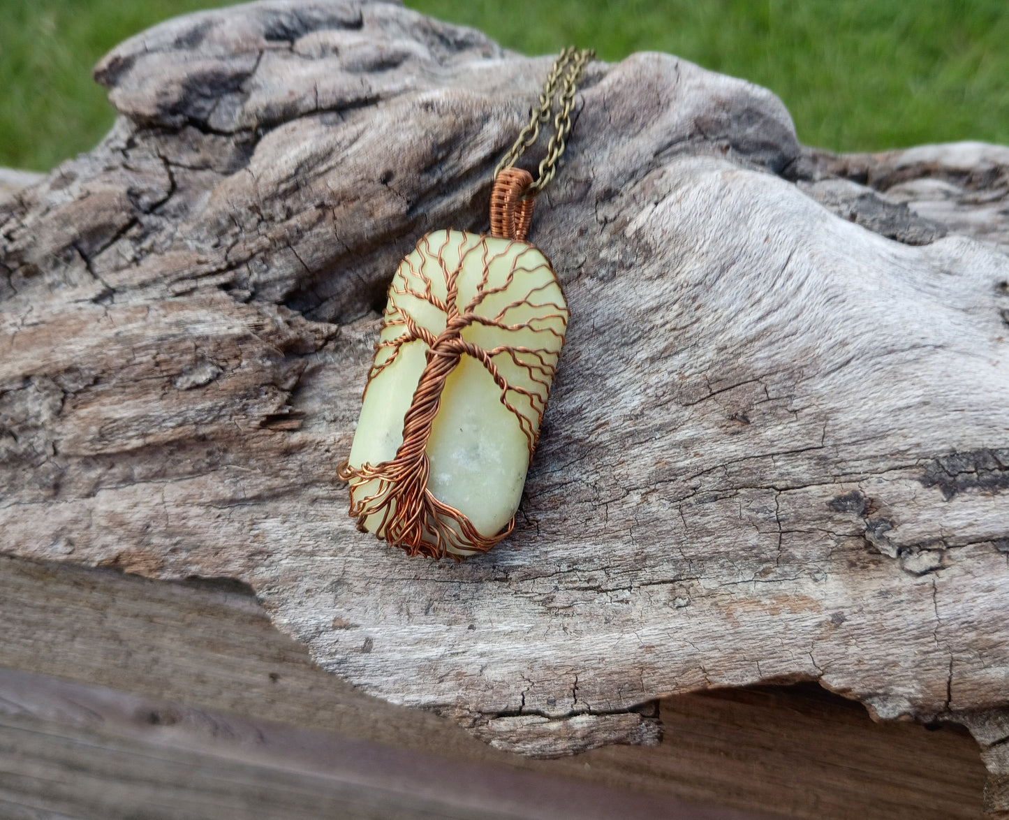 Serpentine tree of life pendant