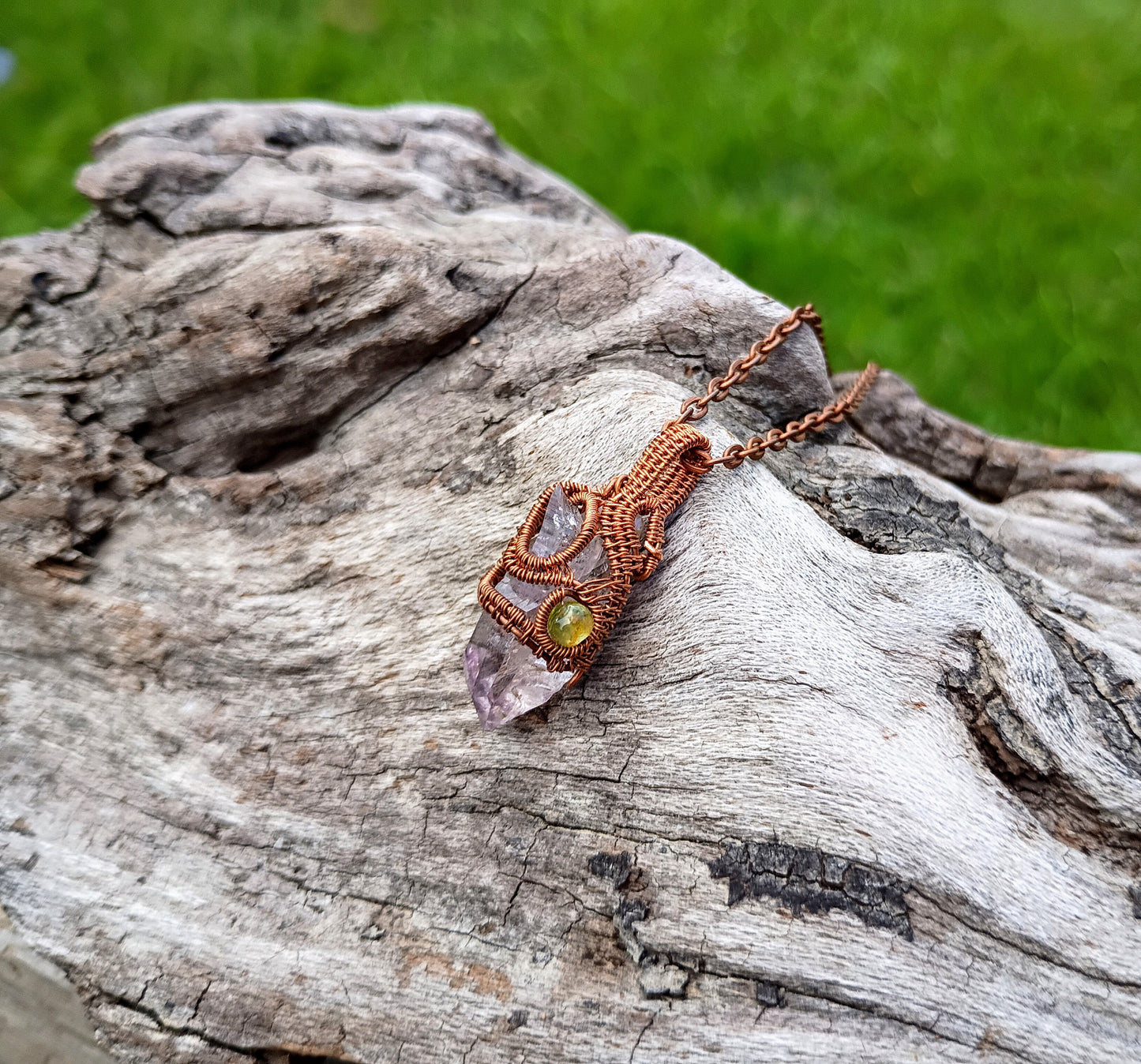 Vera cruz amethyst crystal pendant
