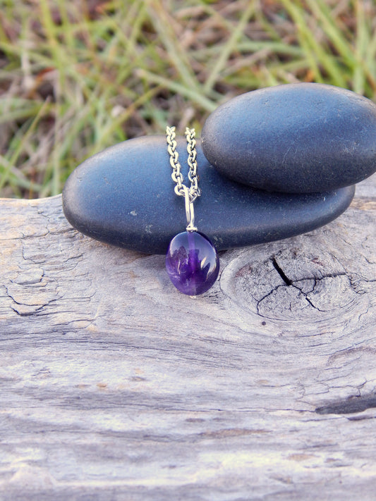 Sterling silver amethyst pendant