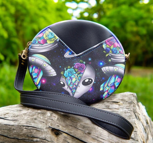Trippy alien round crossbody, psychedelic purse, area 51, unique gift for her, ready to ship, handmade bag, space themed, adjustable strap
