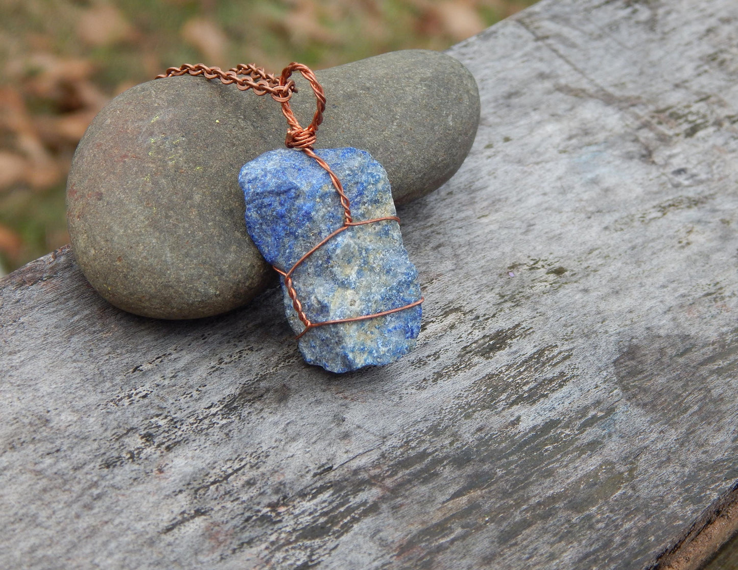 Raw stone lapis lazuli necklace pendant