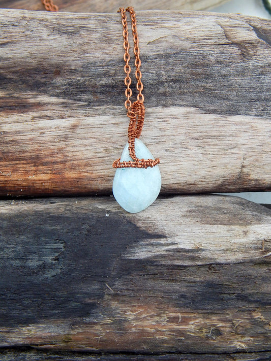 Aquamarine wire wrapped necklace pendant
